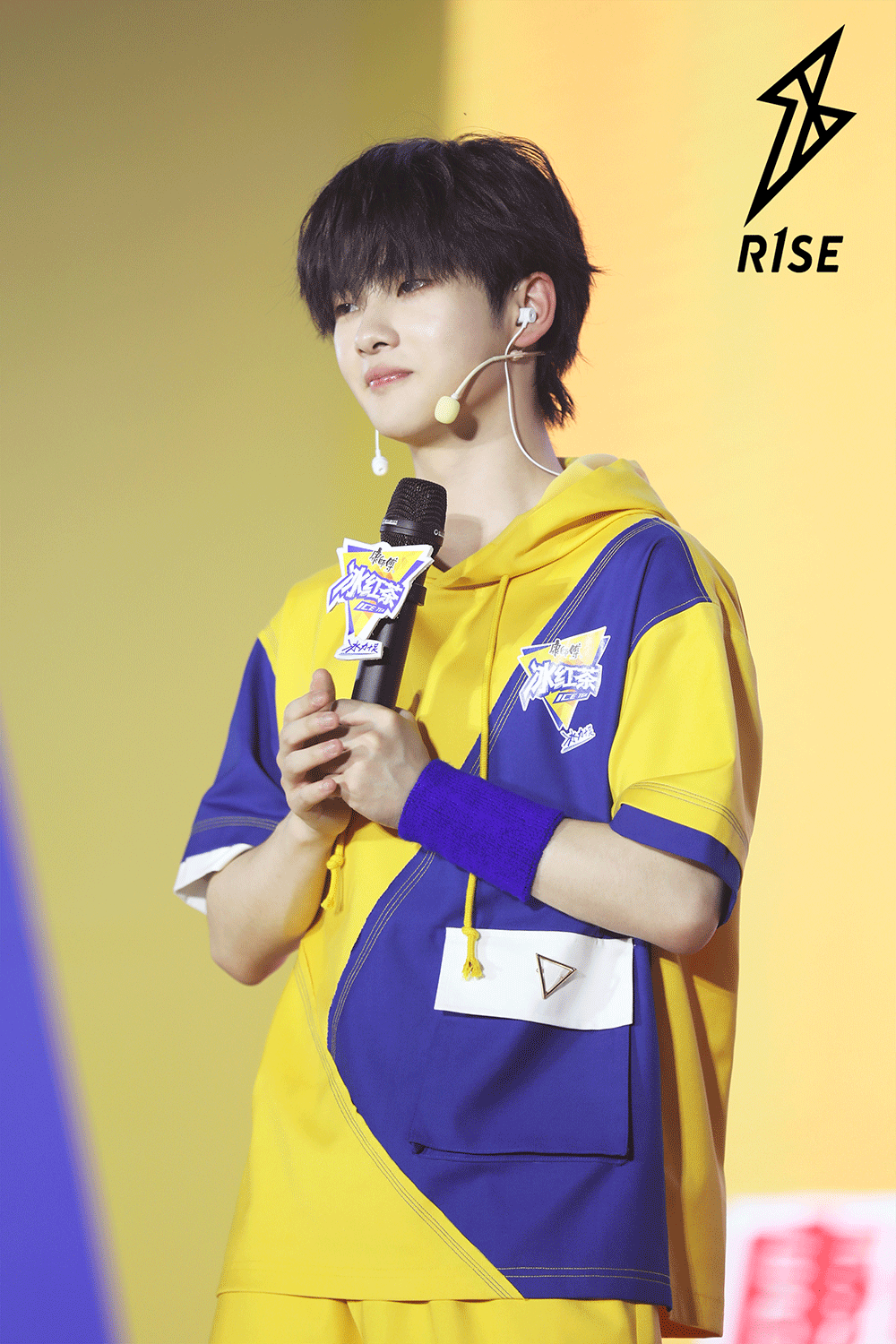 周震南感動落淚.jpg 周震南感動落淚.jpg